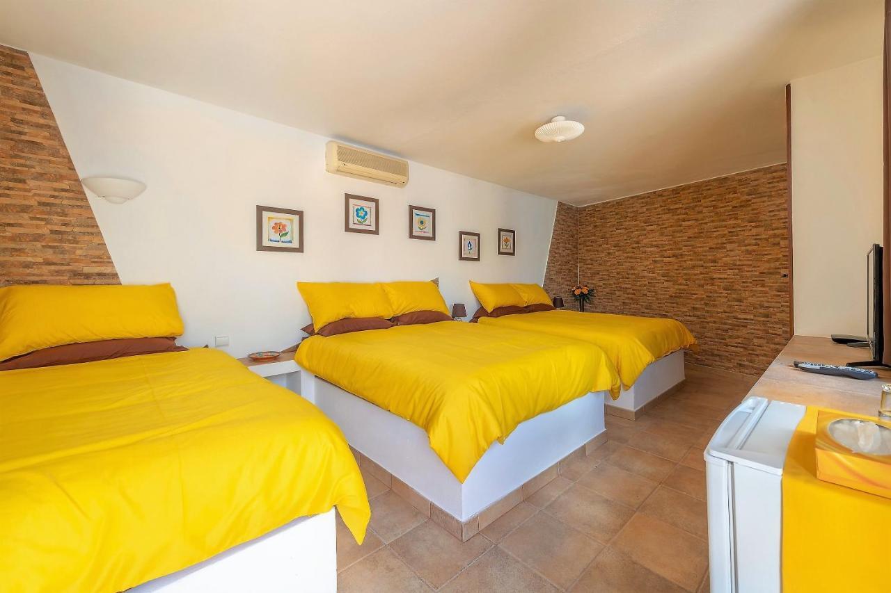 Bed and Breakfast Casa Dos Ninos São Bartolomeu de Messines Zewnętrze zdjęcie